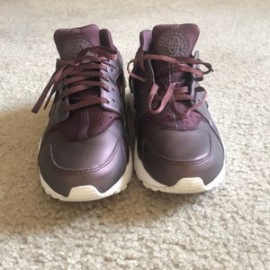 huaraches,no creases